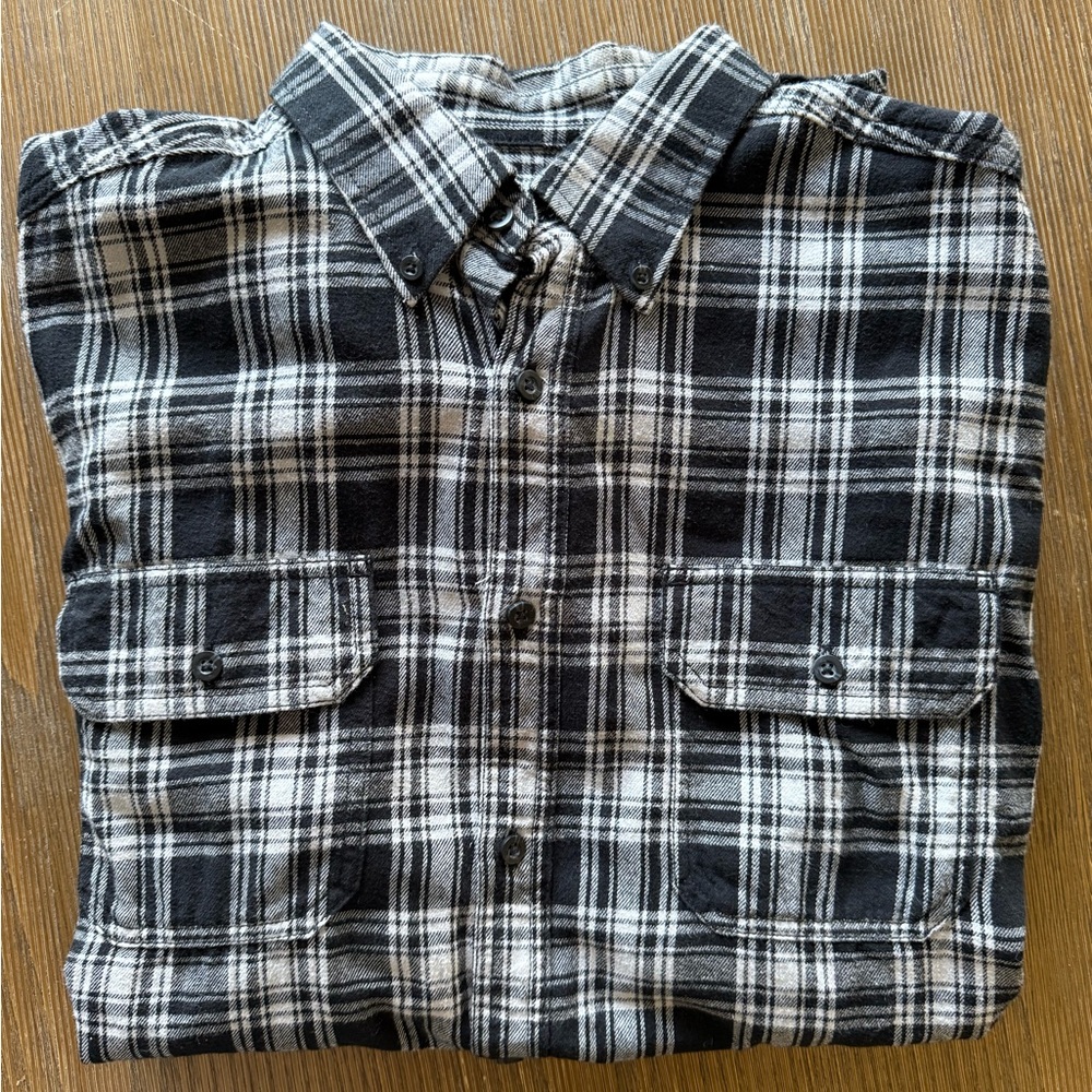 Faded Glory Black & White Plaid Button Down Shirt - L